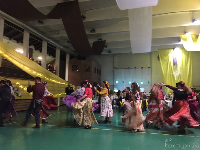 12. Jótékonysági Kórházbál 41